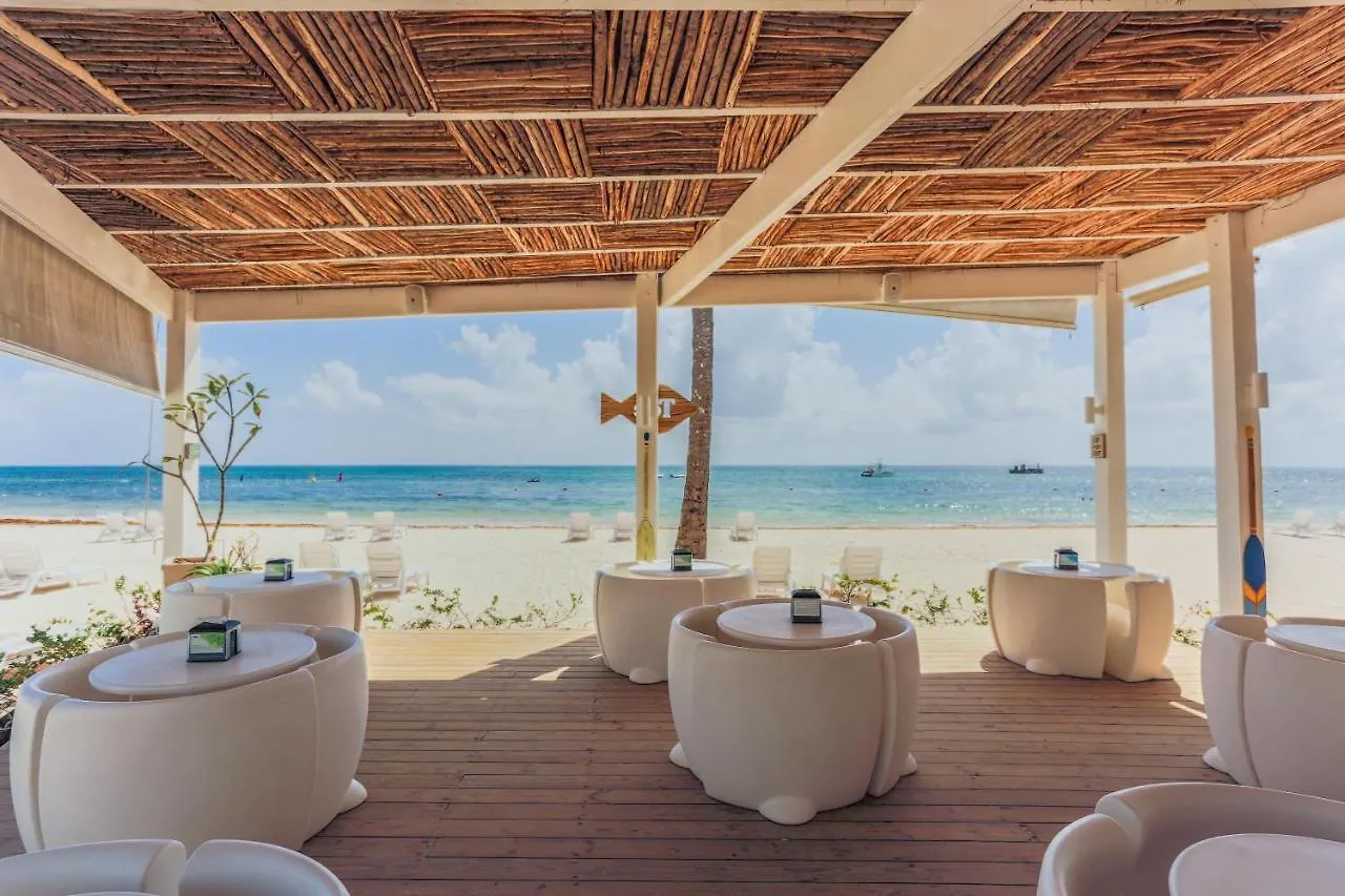 Costa Hermosa F101 Walk To The Beach Grocery Dining Free Wifi Apartment Punta Cana 0*,  Dominican Republic