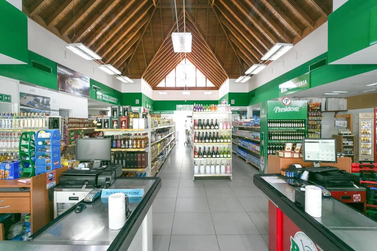 Costa Hermosa F101 Walk To The Beach Grocery Dining Free Wifi Apartment Punta Cana